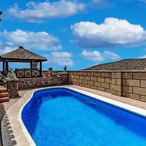 https://charming-cave-villa-costa-adeje.in-canary-islands.com